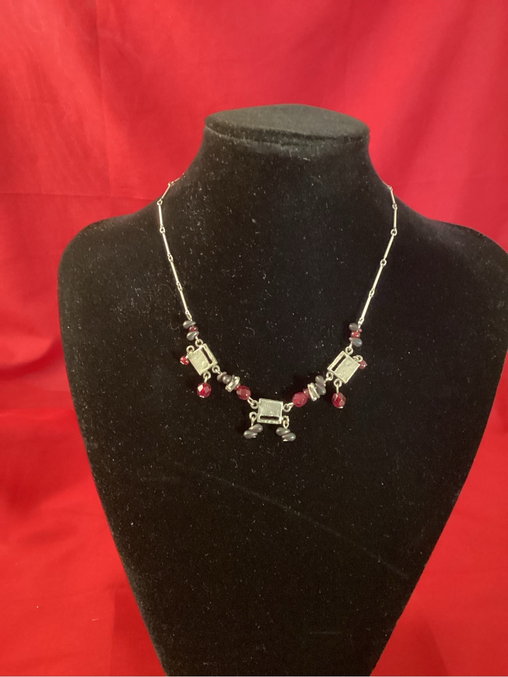 Anne-Marie Chagnon Silver tone and red Necklace